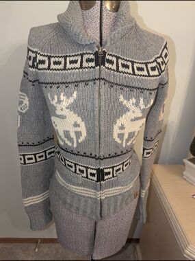 Aritzia Talula Gray Fair Isle Zip-Front Moose Cardigan